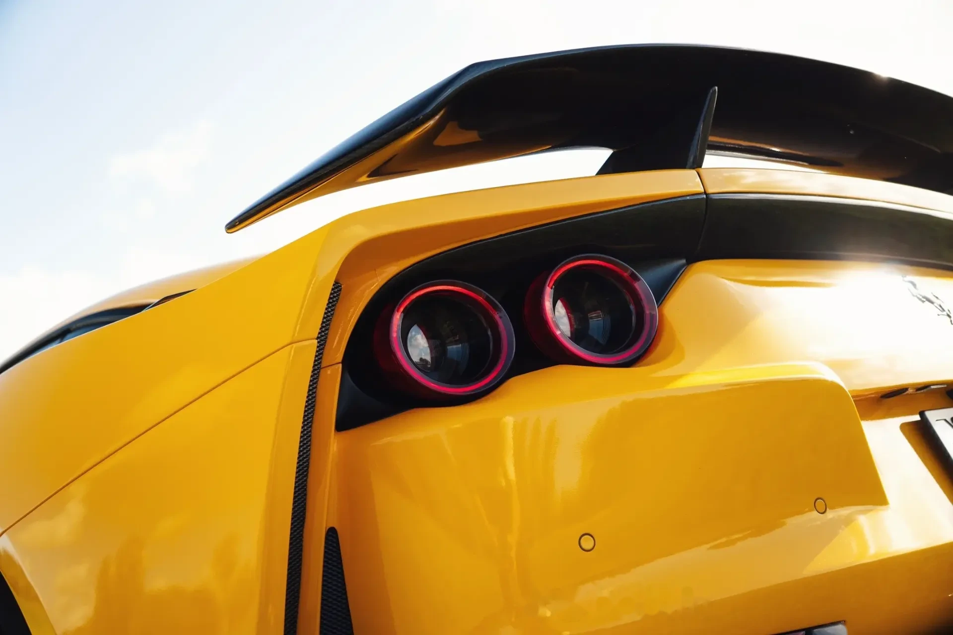Ferrari 812 taillight and wing close-up